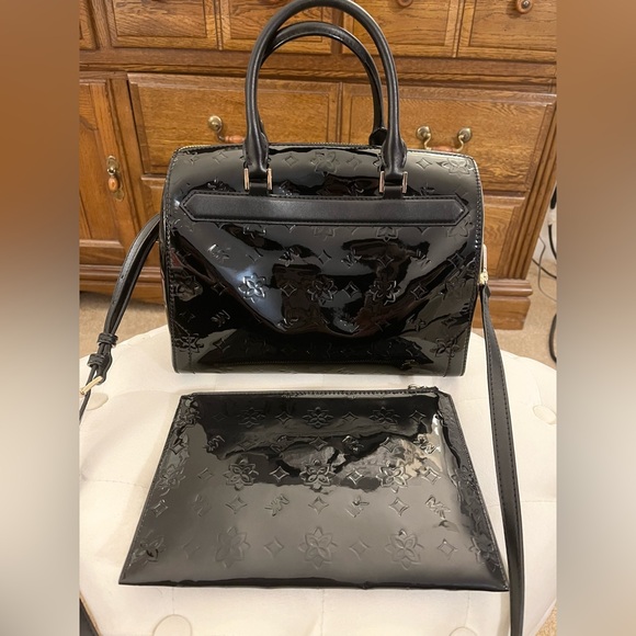 Michael Kors Kara Medium Duffle Signature Handbag/Wristlet Set NWT RARE - Picture 8 of 12